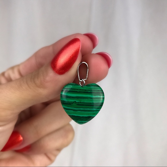 🚫SOLD🚫 NWOT Malachite Heart Shaped Pendant Green - Picture 2 of 16